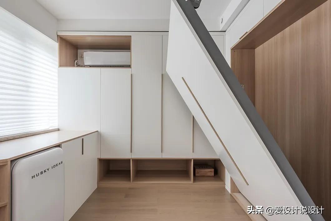 原木是让人清新脱俗的风格,现代简约和原木风混搭