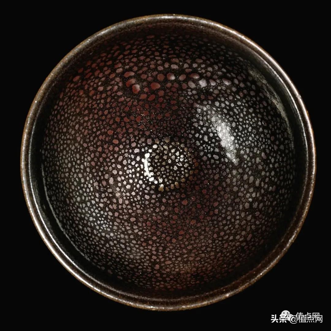 永乐御制漆盒价格,明永乐剔红云龙纹盝顶式长方盒