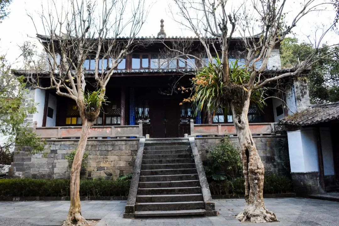 龙洞瀑布景观,龙洞瀑布在哪里啊