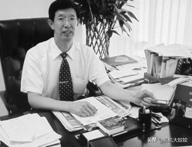 患小儿麻痹症，初中毕业找不到工作，却做出中国第一款杀毒软件