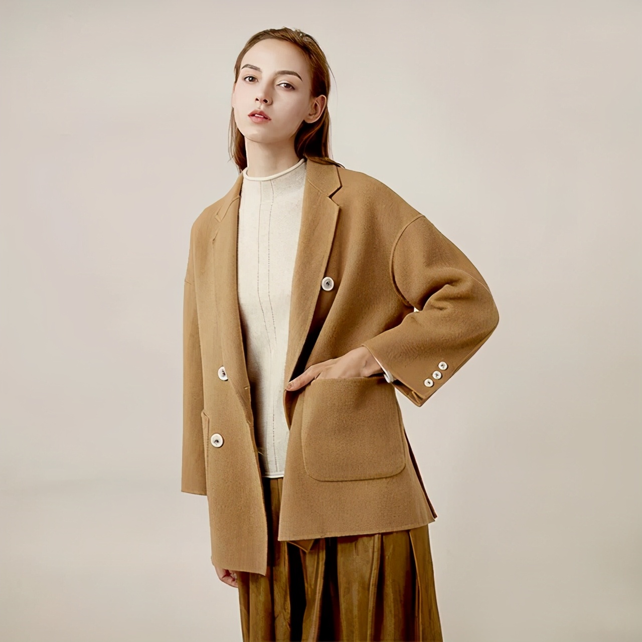 大格子大衣好看吗,焦糖色大衣好看吗