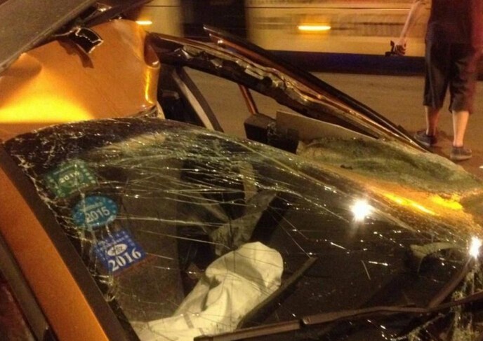 车祸车里的人为什么会死亡,车祸瞬间死亡的原因