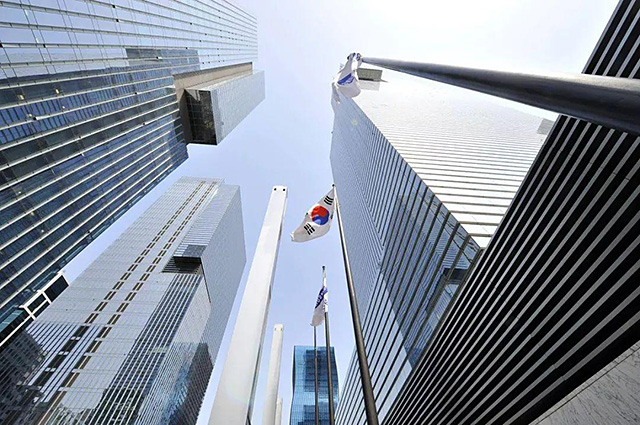 韩国官员酒驾,韩国人醉酒呕吐