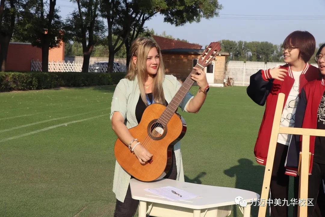 鍔涜繄鍥介檯瀛︽牎涓婚娲诲姩,钖伀鐩镐紶鐮ョ牶鍓嶈绯诲垪娲诲姩