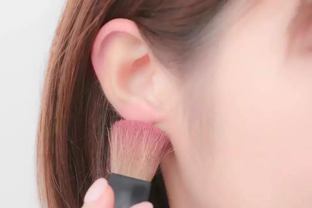 雪莉为什么会变黑,雪莉的照片为什么会越来越模糊