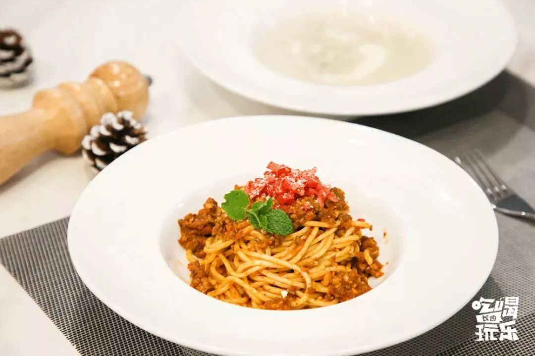 贺龙体育馆附近好吃的小吃,贺龙体育馆附近吃的美食推荐