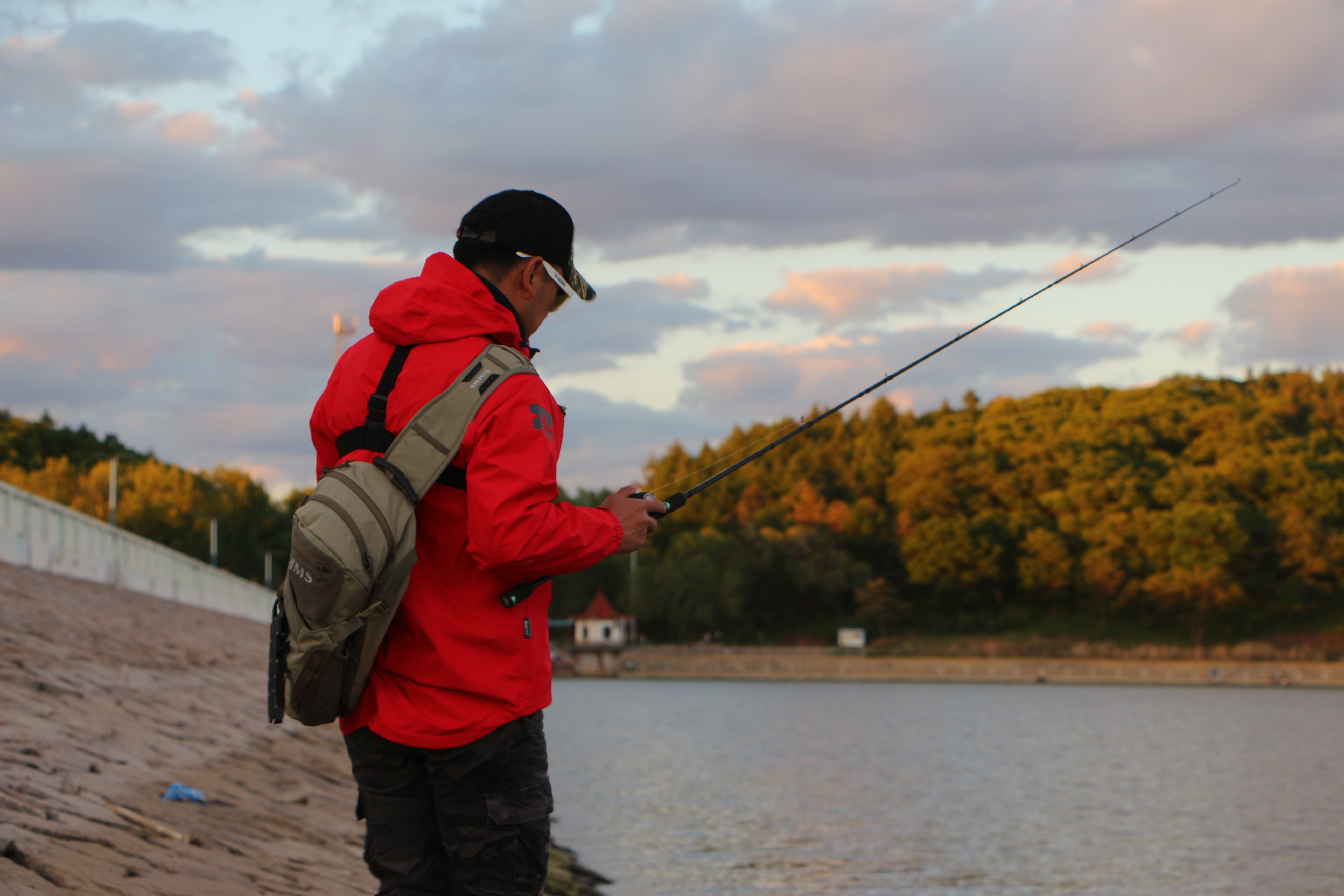 第一次钓这么大的鳜鱼,钓这么多鱼回家该不该挨骂了