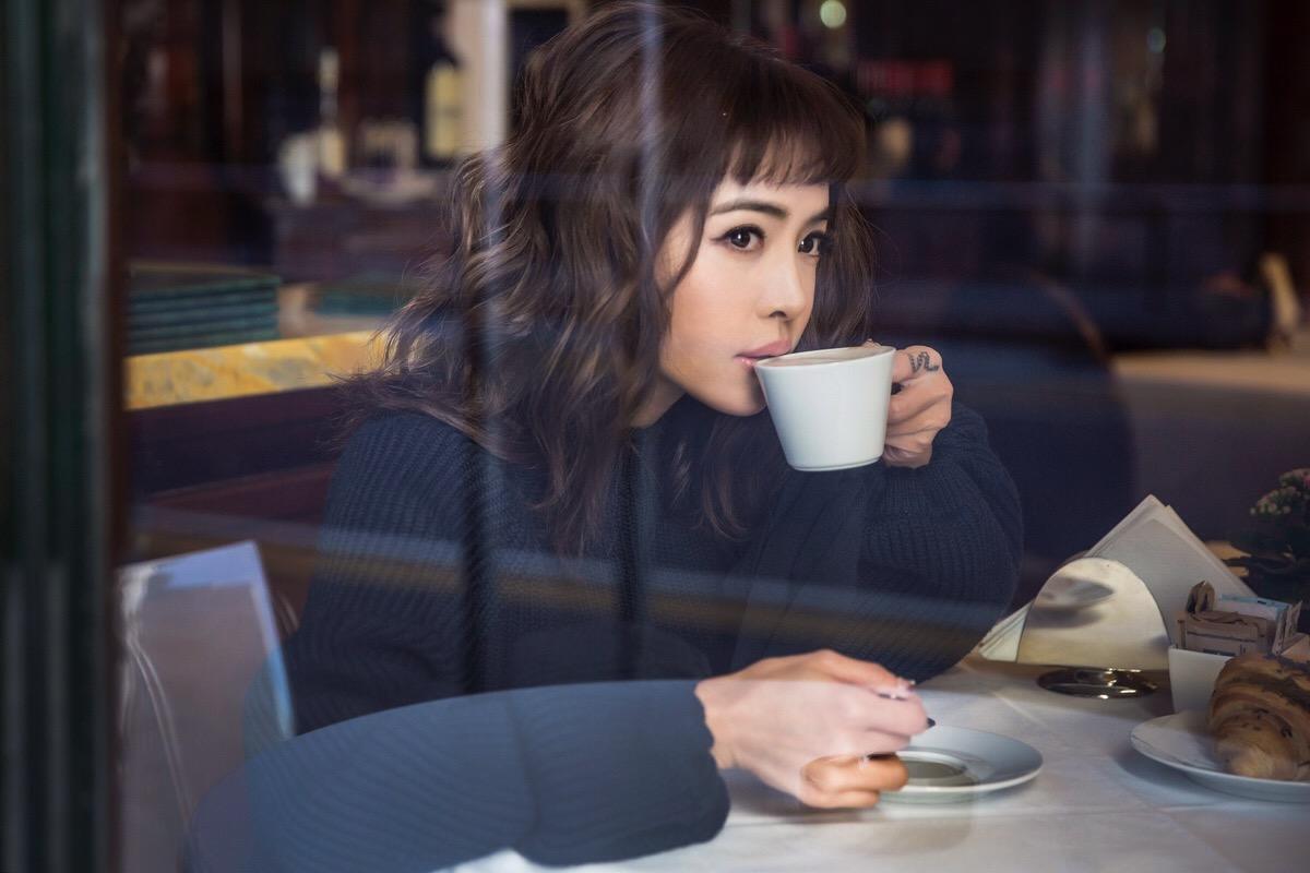 你是否拥有“幼稚脸”，要看脸上有没有这5个特征，第3个很难得