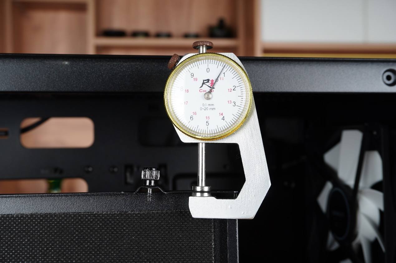 先马黑洞和黑洞3哪个好,先马黑洞3和先马黑洞7