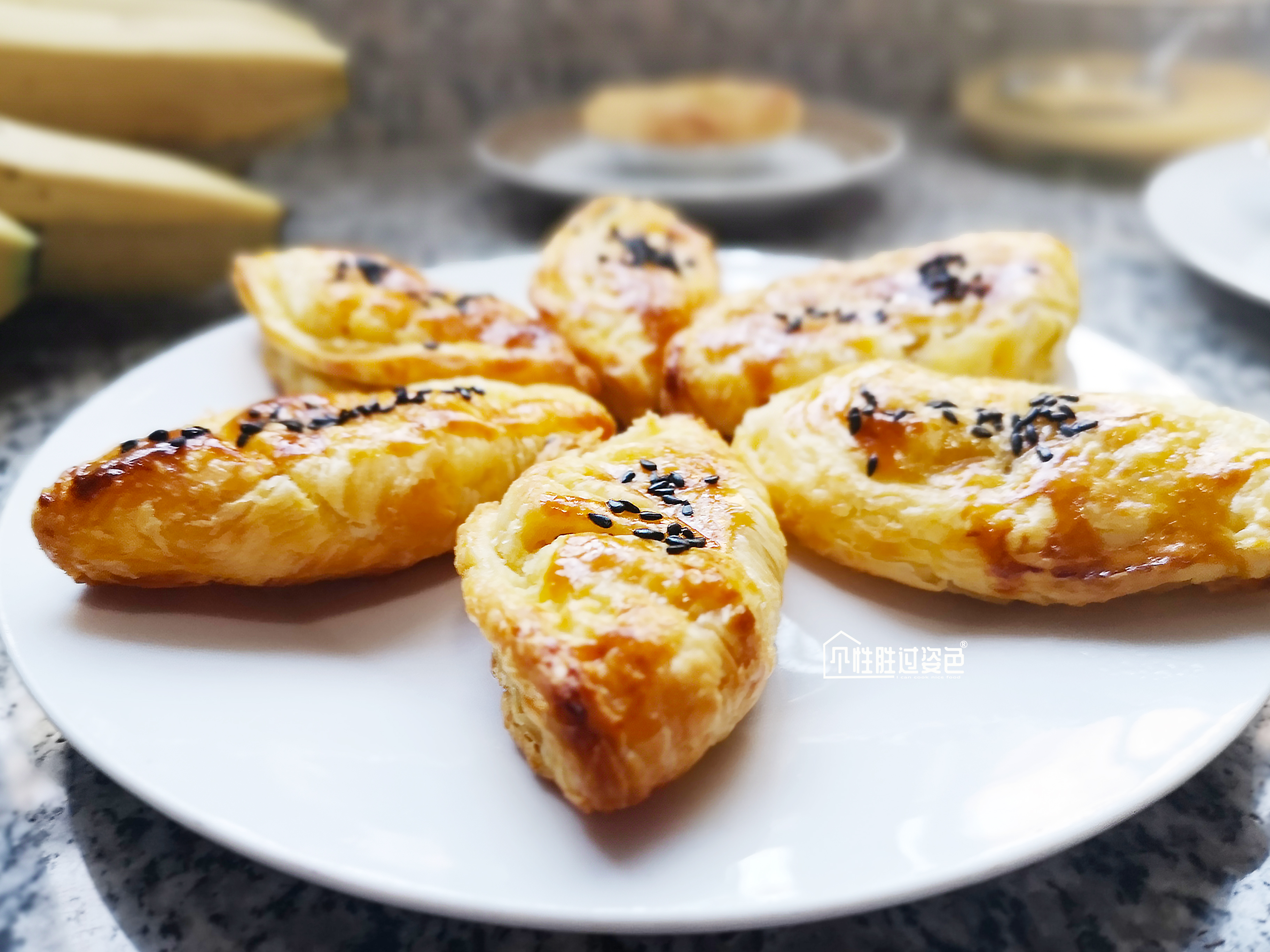 蛋挞皮新吃法草莓酥,蛋挞皮各种创新做法