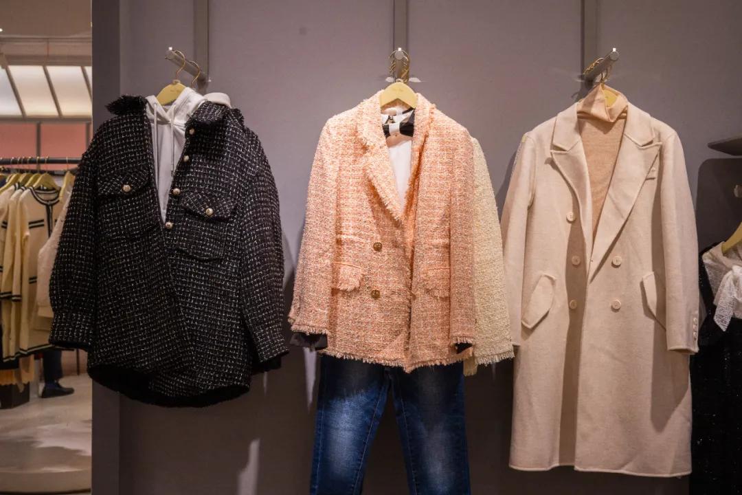 用不着加群拼团！来罗马春天奥莱，做真正的气质名媛