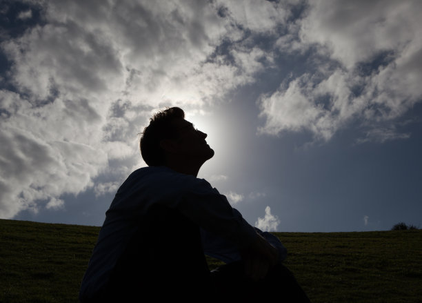 如何宣泄自己的负面情绪,如何宣泄不良情绪