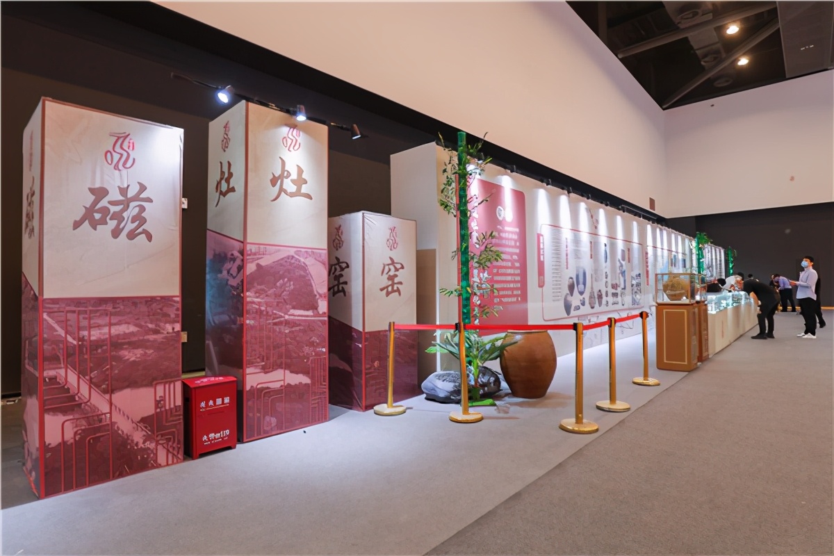 晋江家博会:扮靓春天的福建陶博会