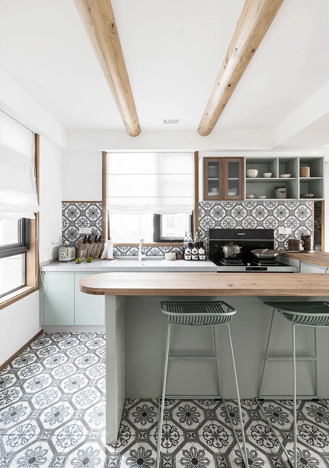 原木风让简约更有格调,现代简约和原木风混搭