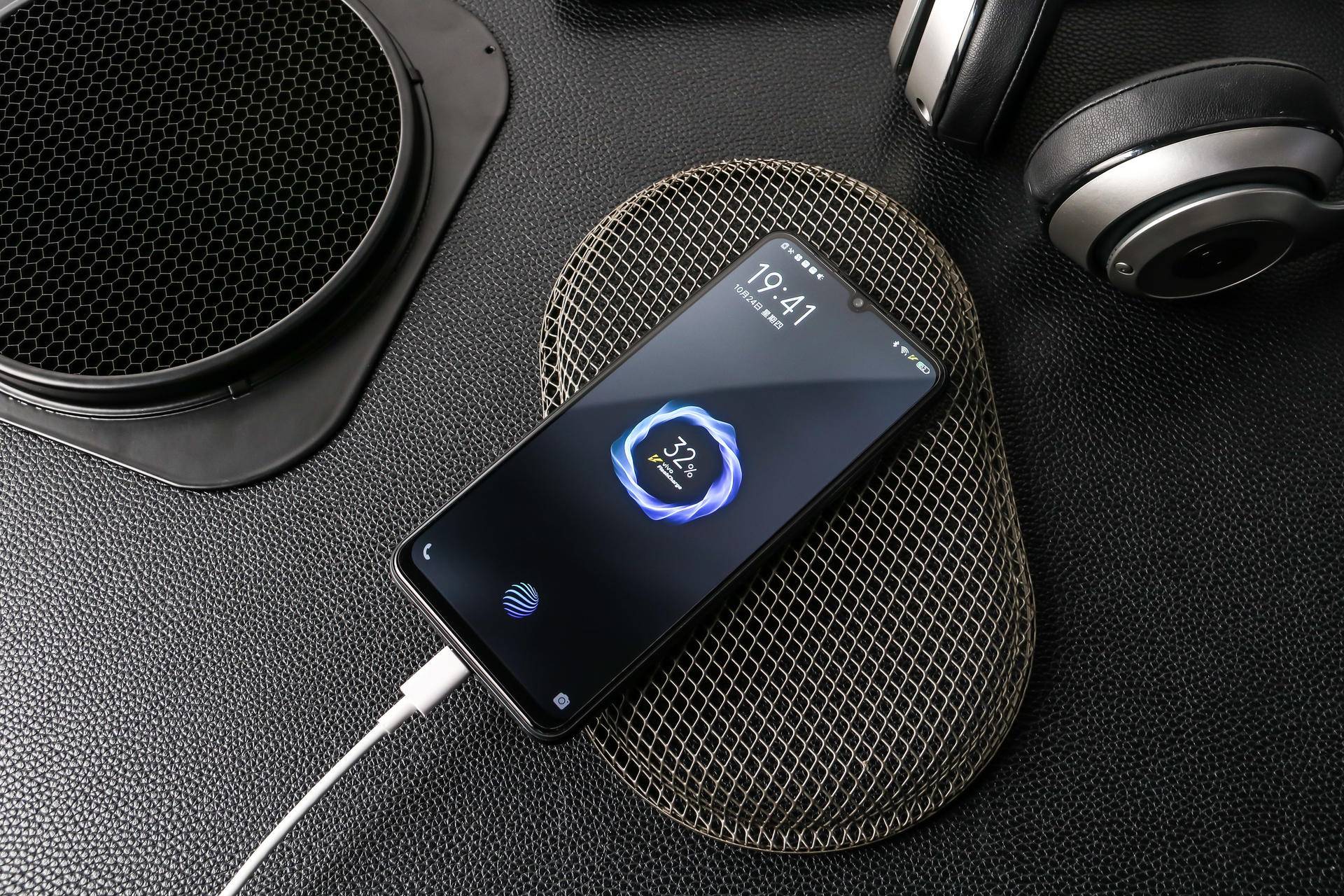 搅动两千档手机市场！iQOONeo855版凭什么敢？实测后无法反驳