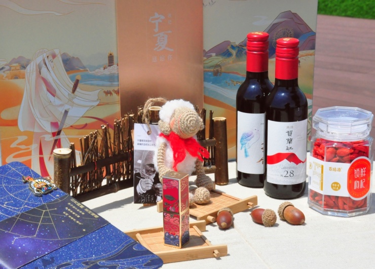 教师节中秋节送给老师的祝福语言,教师节中秋节送什么