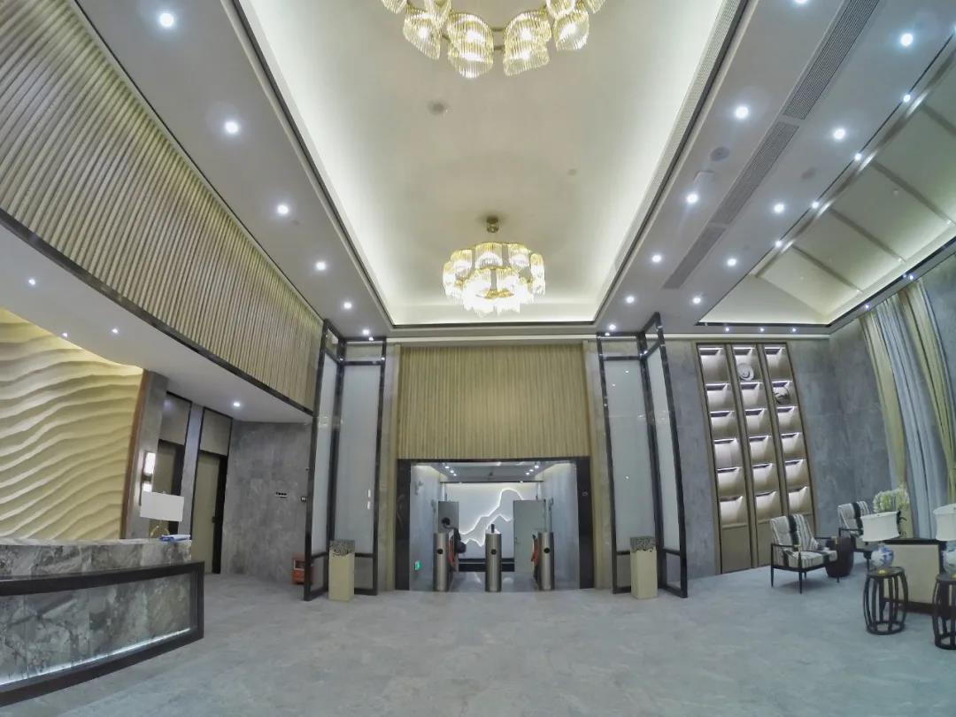 韶关威尼斯游泳视频,韶关冲浪游泳场