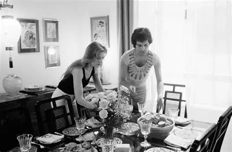 freddie mercury (freddie mercury 鐜板満)