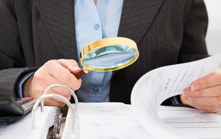 老花镜要根据瞳距配吗,父母戴的老花镜推荐