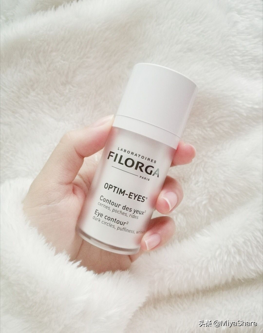 眼霜小棕瓶和兰蔻,用了怡丽丝尔眼霜眼纹更明显