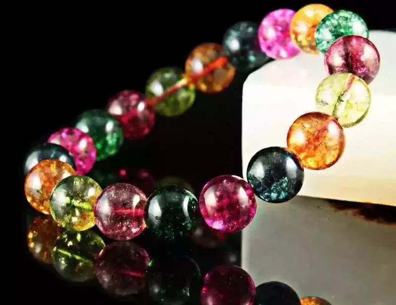 这些珠宝千万不要买,这几种假珠宝千万不能买