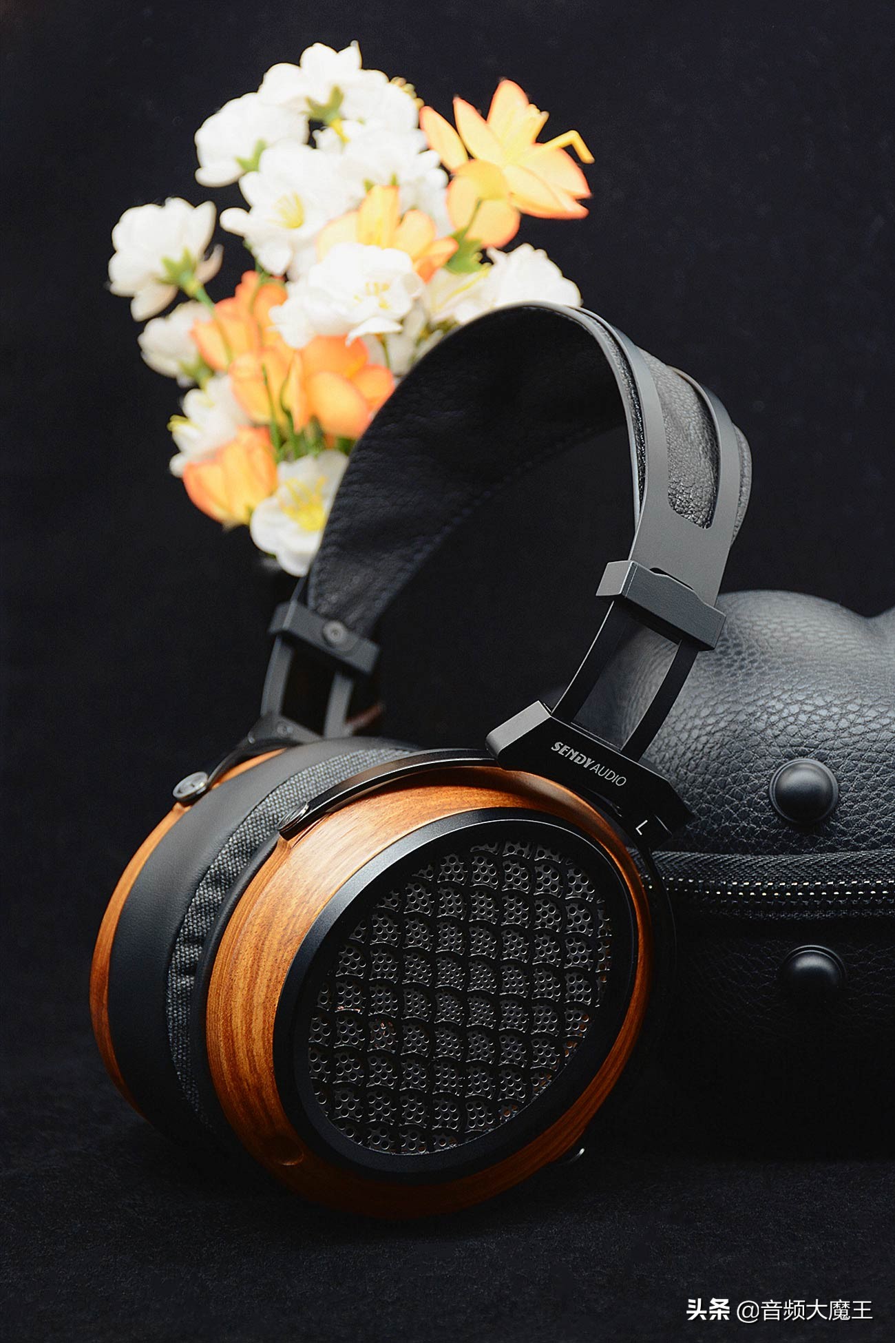 sendyaudio2018款,黑美人aiya耳机评测