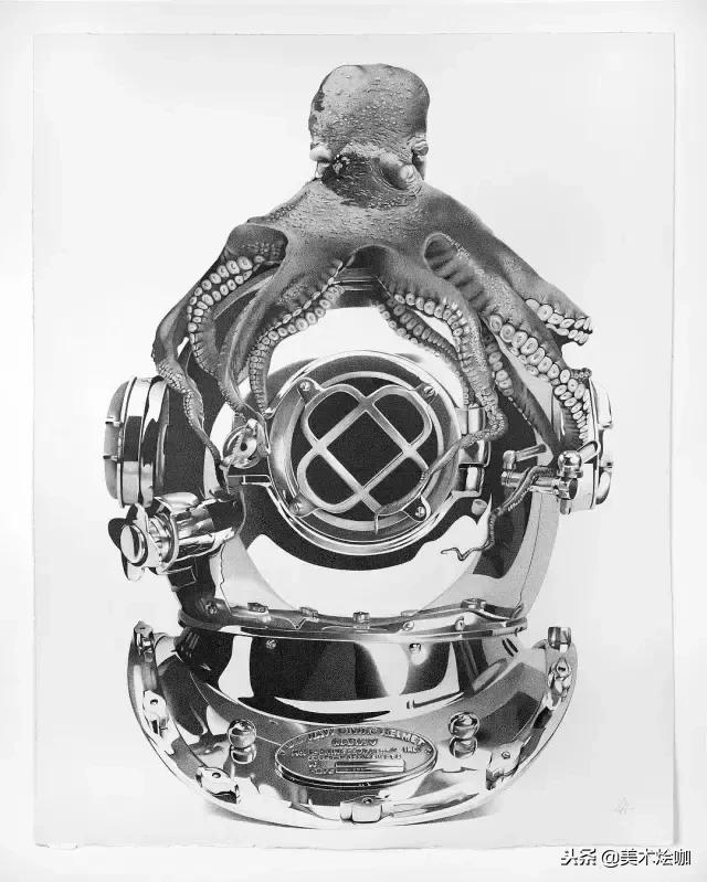 用1支针管笔点画了200小时，结果很惊人