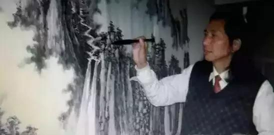 除故宫外的另一座宝库：揭秘人民大会堂77年悬挂的56幅字画