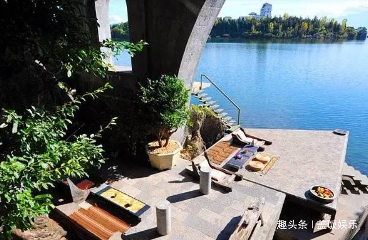 杨丽萍云南酒店,杨丽萍月亮宫咖啡馆