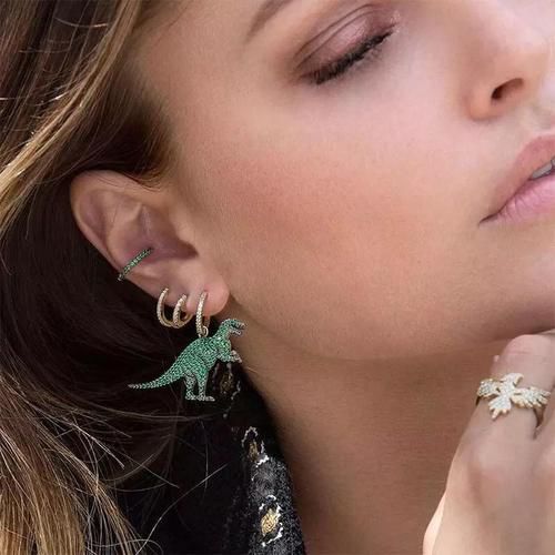 明星同款耳环高级感是什么品牌的,明星都戴什么小众牌子耳环