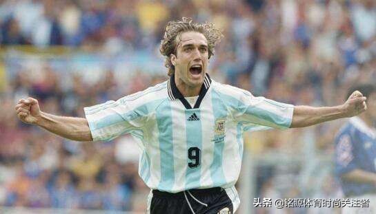 大力轰门精彩视频,大力远射最好的球星