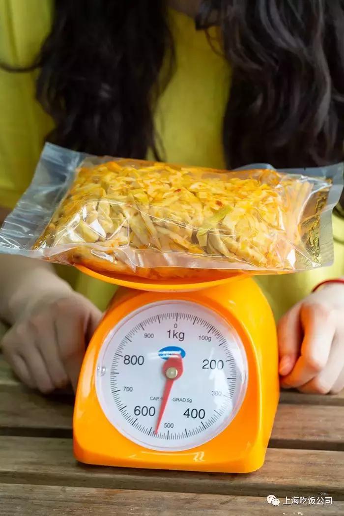 各地值得购买的零食,大袋土味小零食批发