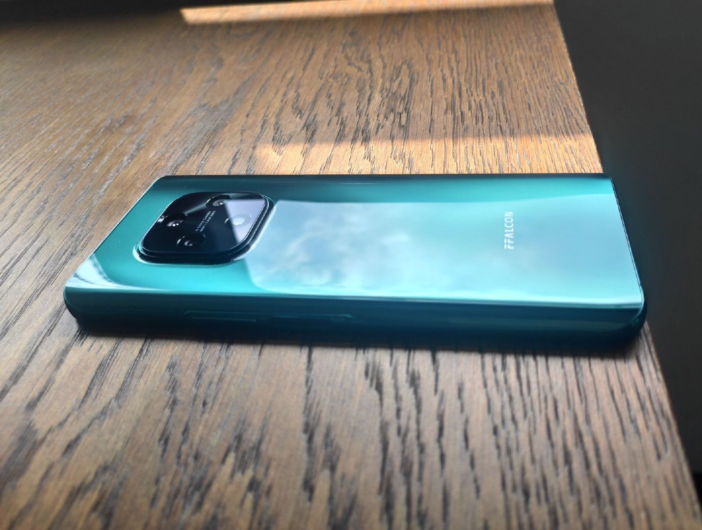 尴尬老厂商！乐视用山寨系统、雷鸟“高价低配”，机友：少些套路