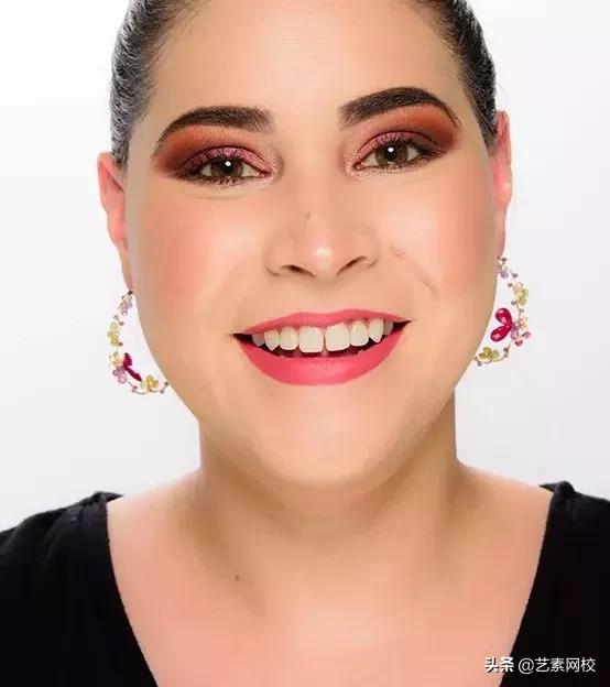 皮肤黄黑素颜不化妆适合什么口红,不想化妆用什么口红好用