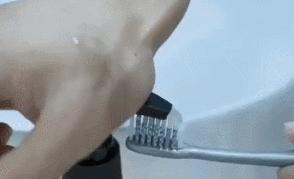 刷牙怎么刷能立刻从黄牙变成白牙,刷牙白牙小妙招