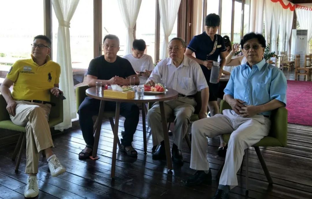 从农村娃到集团老板,从农民到董事长