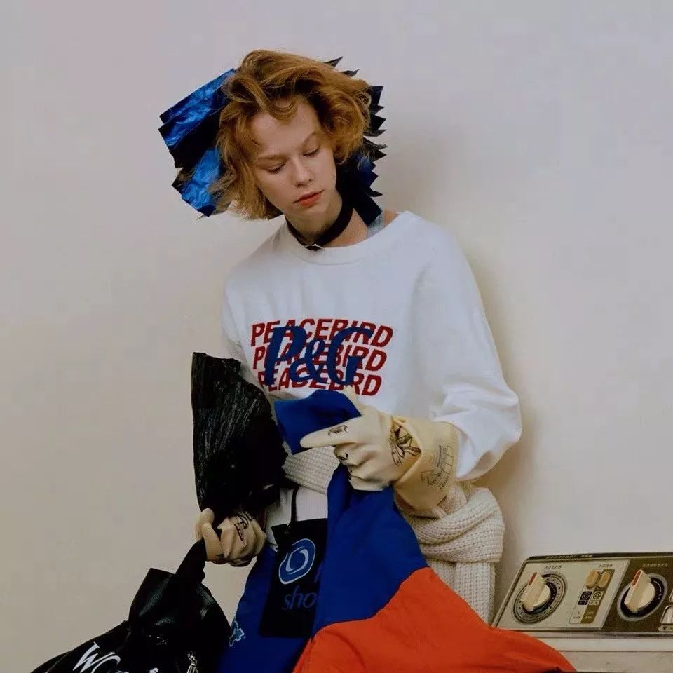 moschinohm合作款,hm和星际联名