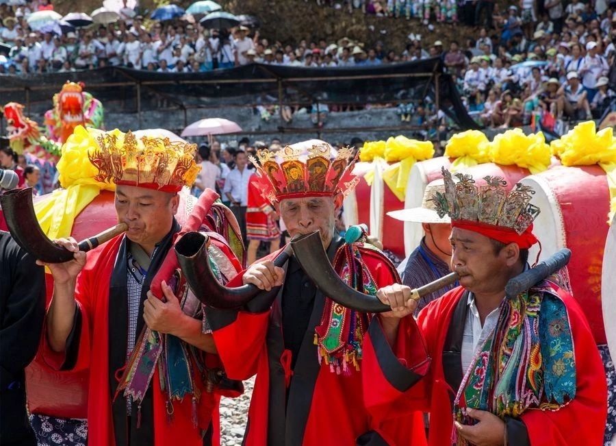 湘西苗族文化习俗及讲解,了解湘西苗族文化和风土人情