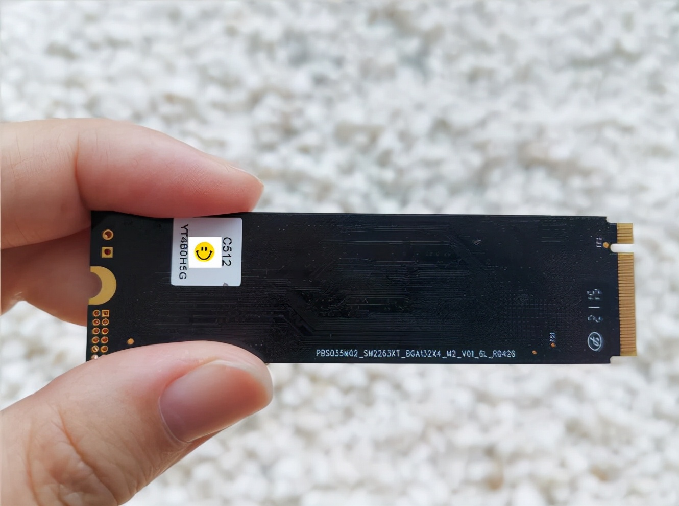 让老电脑飞起来，真香国货朗科NV800NVME固态硬盘实测