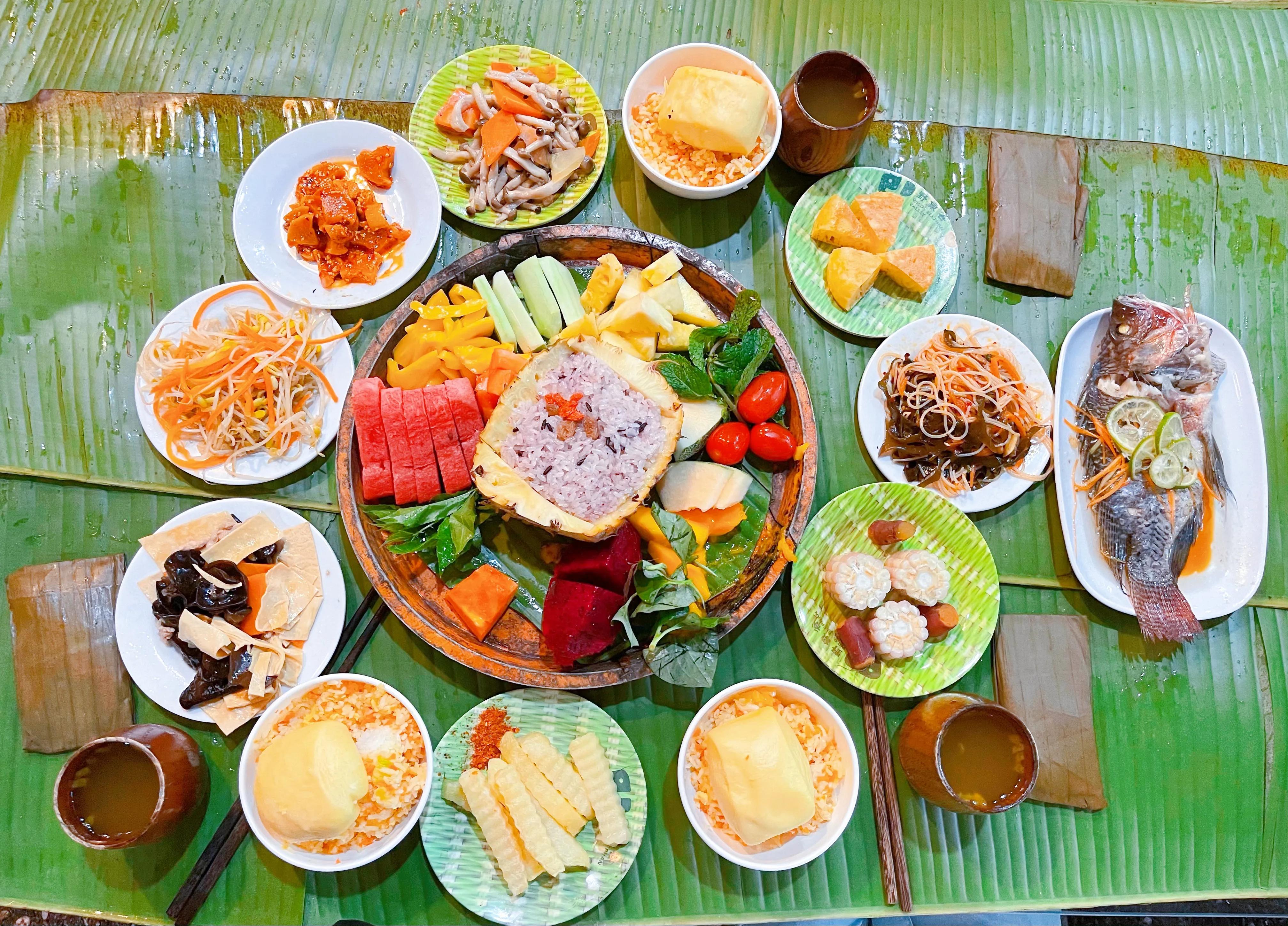 大象吃什么东西啊,大象吃冰激凌吃着吃着就吐了