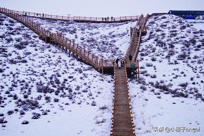 冬天独山子大峡谷视频,独山子冬日阳光