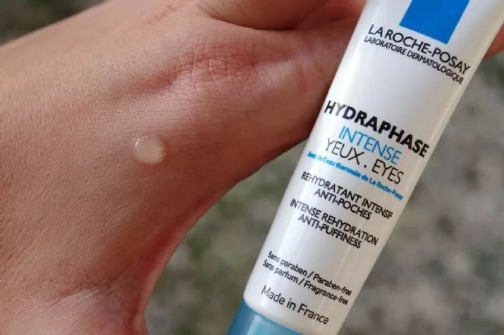 吴宣仪黑唇妆,吴宣仪被造型师吐槽