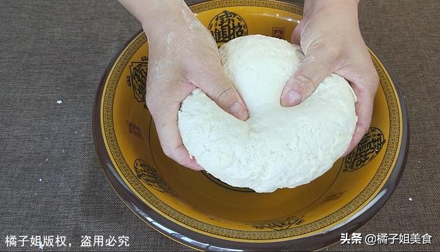 面团拉长拉薄不断的和面方法,各种面团的和面方法