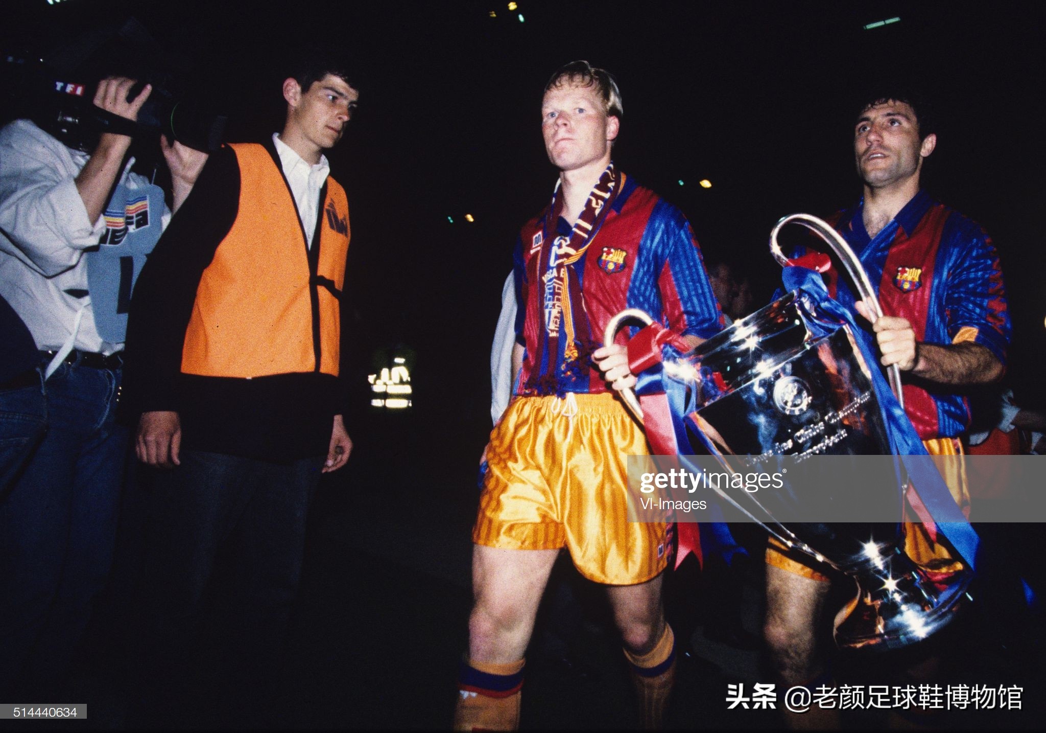 被终身禁赛的共产主义球王，最痛恨皇马的巴萨巨星曾经当过炊事员