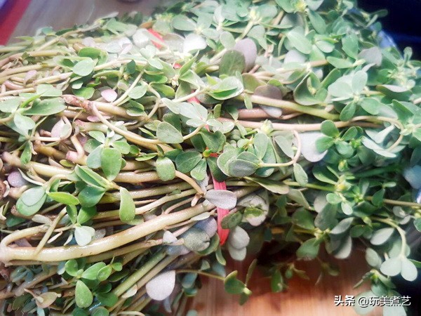 如何做出更美味的土豆香菇鸡,黄焖鸡加土豆香菇最下饭菜