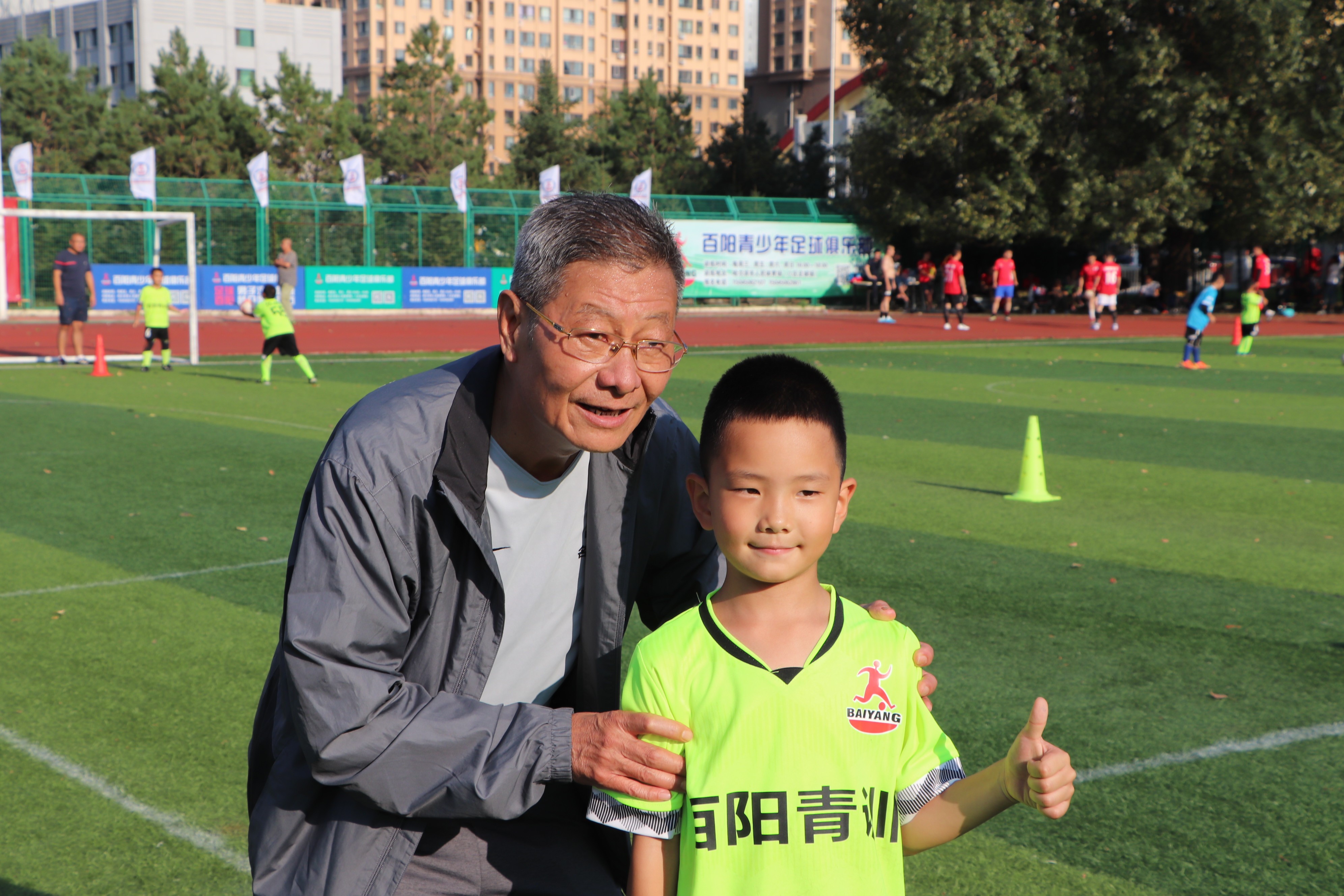 中国队名宿辅导团,中国足球小将培训课