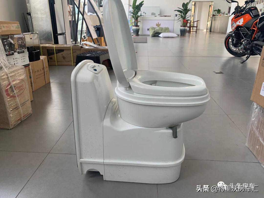房车便携马桶的缺点,房车马桶跟普通马桶区别