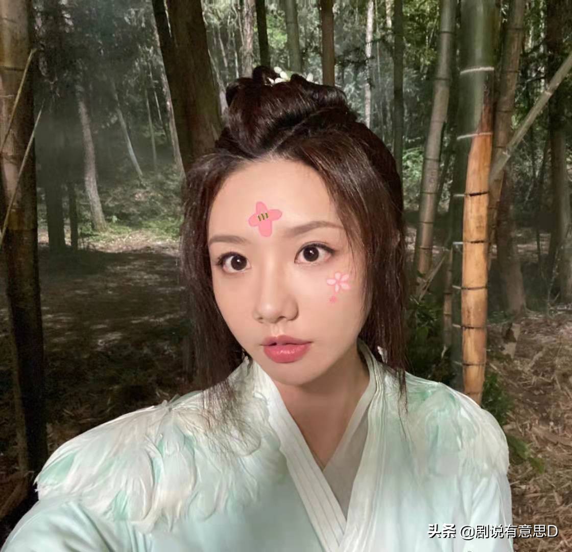 侯明昊男扮女装吴磊表白,吴磊侯明昊cp名