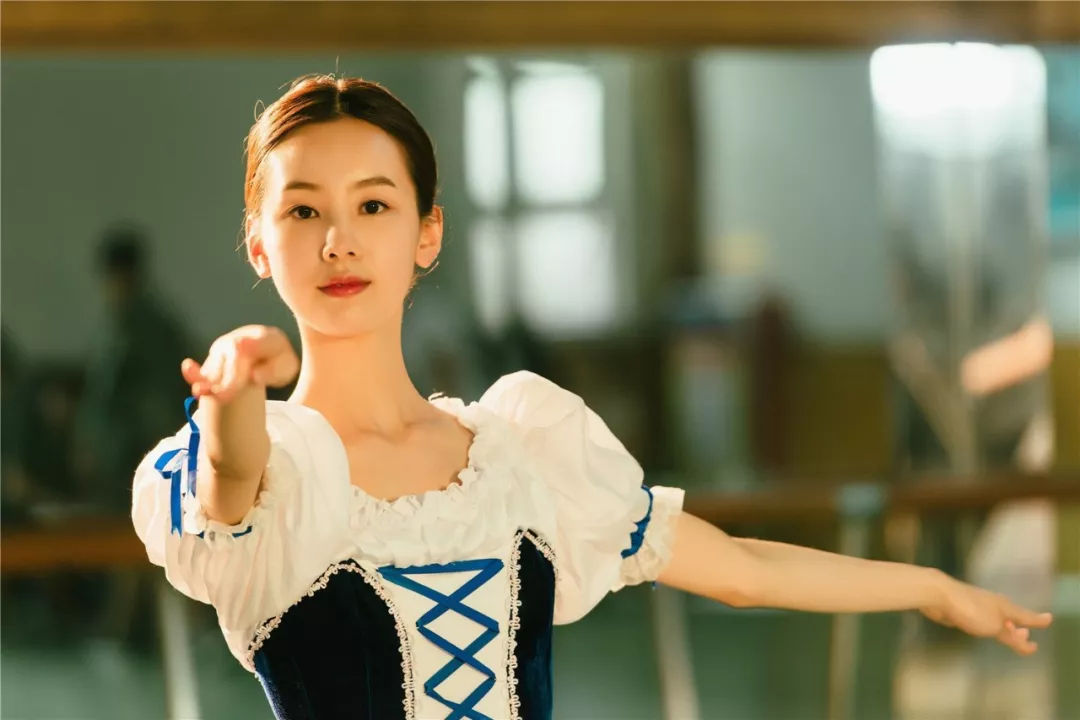 长相普通怎么提高自信,长相一般怎么提升自己