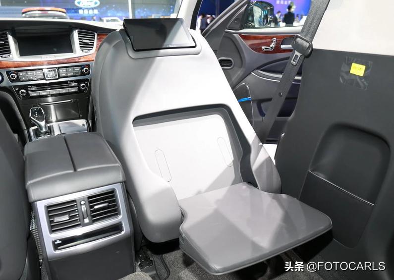 现代雅科仕3.8二手车,现代雅科仕5.0v8价格